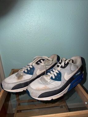 Nike Men’s White, Blue & Black Air Max Athletic Sneaker air max 90 (2012)